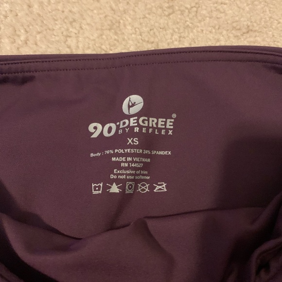90 degree by reflex 7/8 leggings small in wine red - Picture 3 of 3